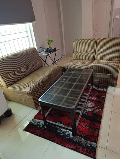 sifa set with table