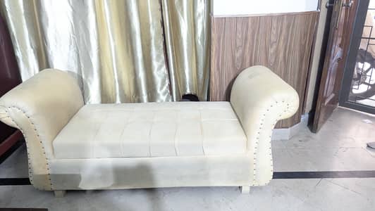 Two seater dewan for sale in pretty good condition
