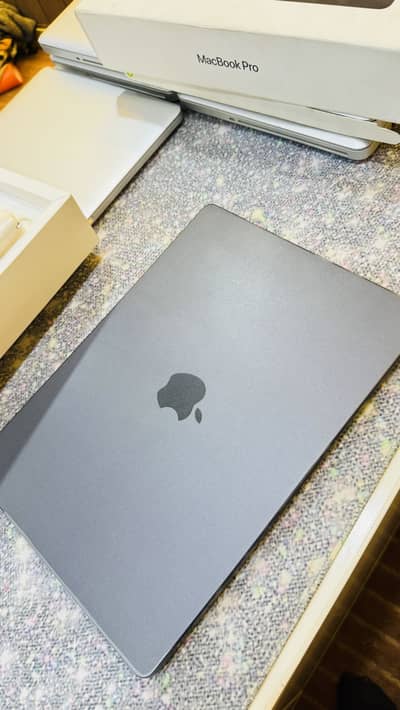 MacBook M4 Pro Available    M4 Pro Chip