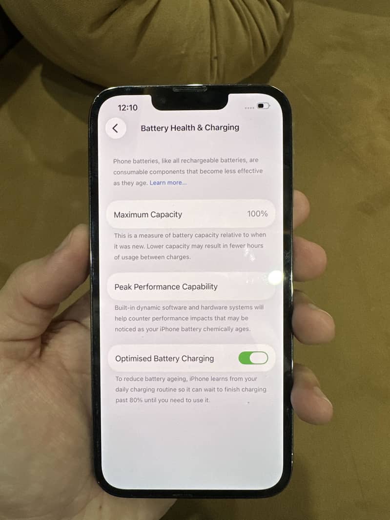 Apple iPhone 13 Pro 2