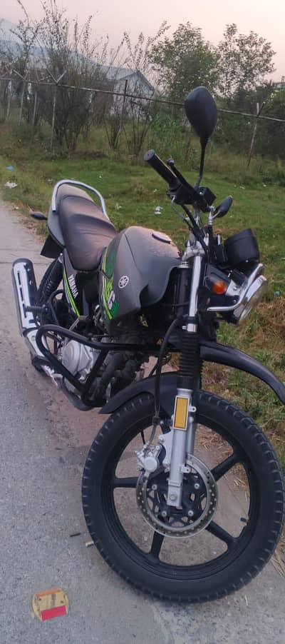 Yamaha YBR G
