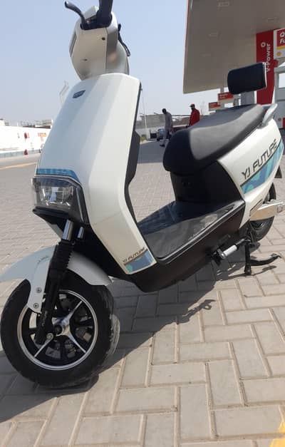 electric scooty bike in best working condition