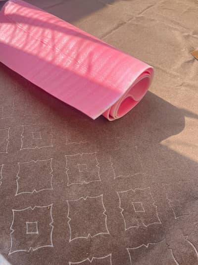 carpet with foam avaible