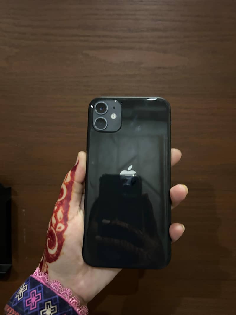 Apple iPhone 11 0