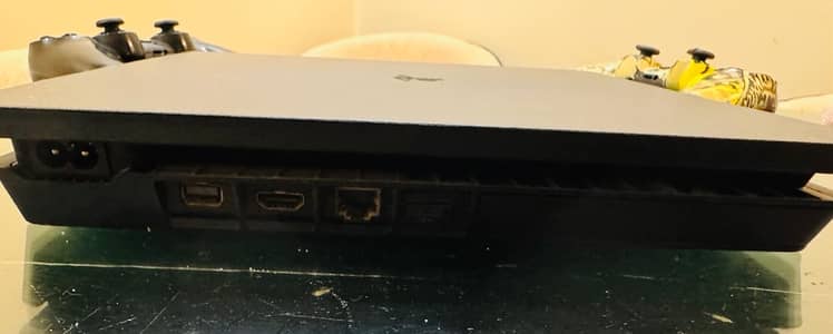 Ps4 digital 512 gb version 13.50 (please message on WhatsApp)