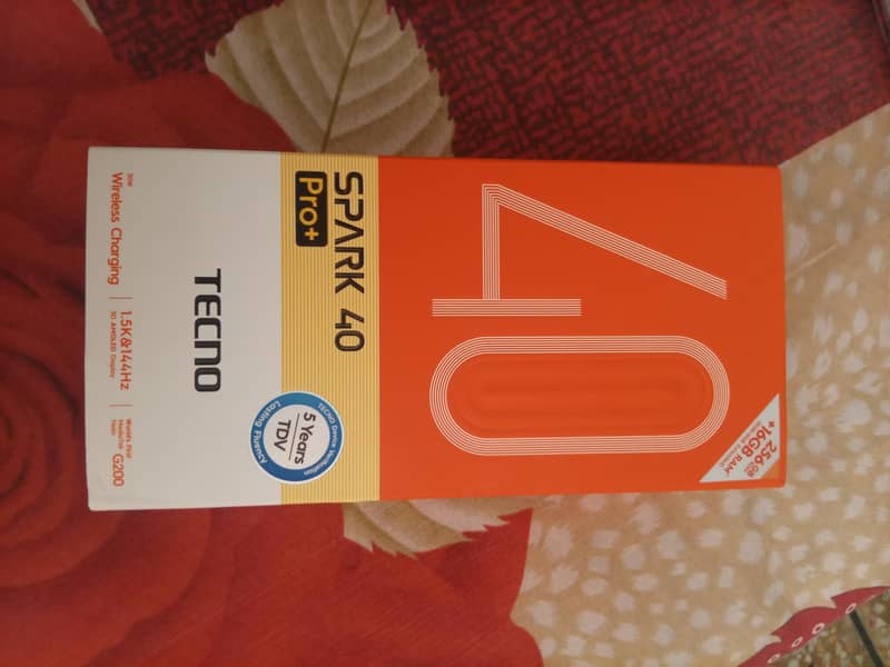 techno spark 40 pro plus 4