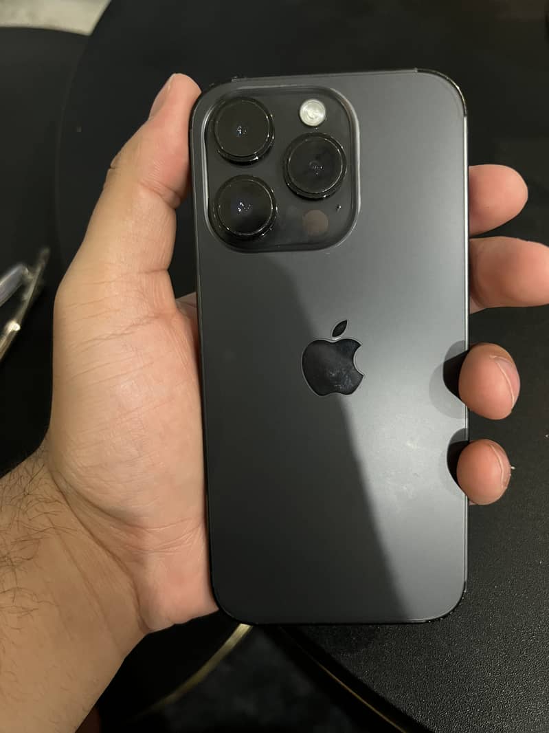 Apple iPhone 14 Pro 0