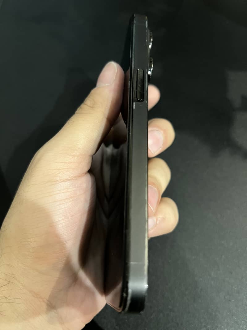 Apple iPhone 14 Pro 1