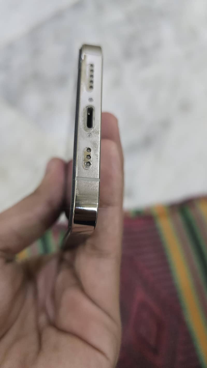 Apple iPhone 13 Pro 5