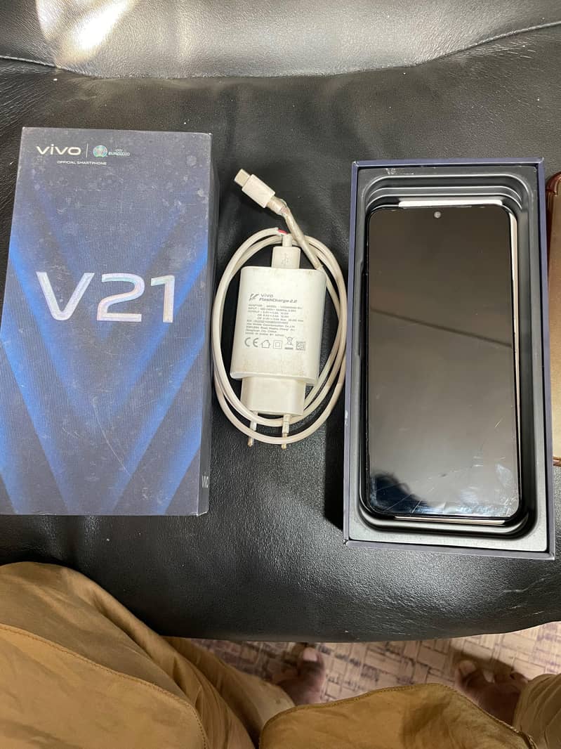 Vivo V21 3