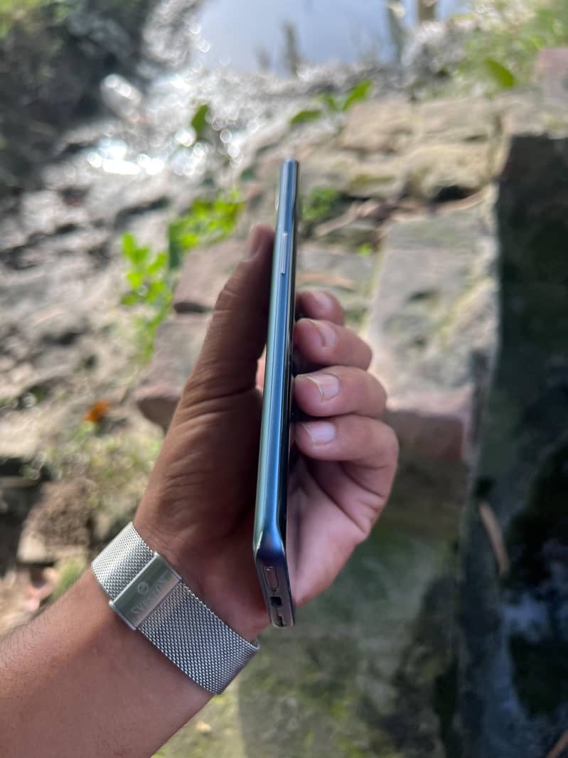 One Plus 8 6