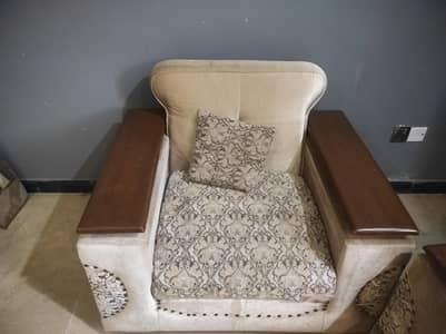 Sofa set with center table