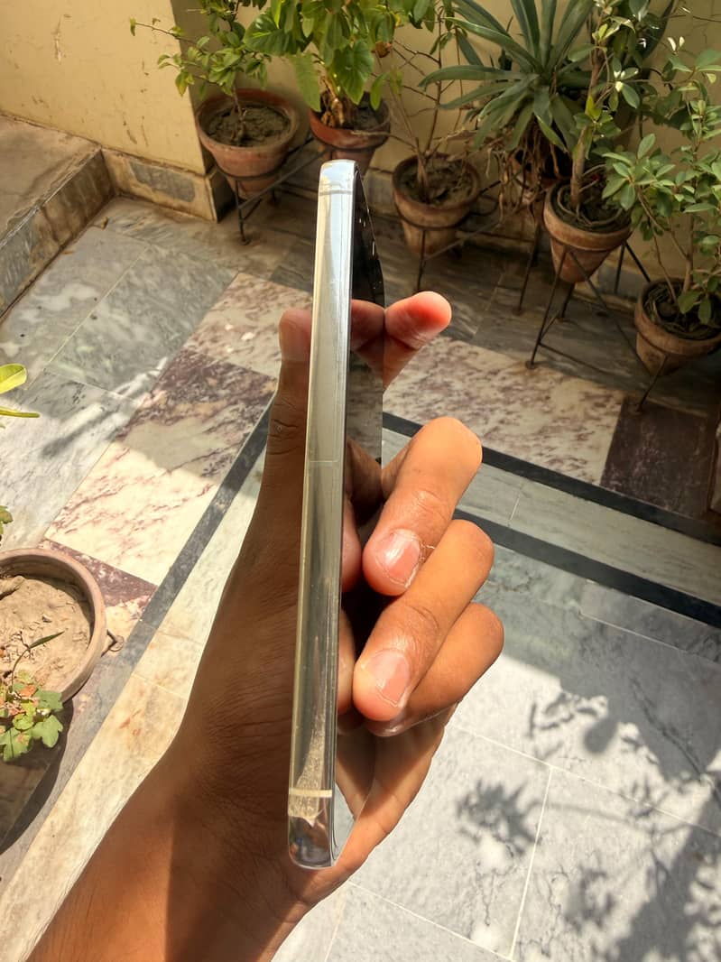 Samsung Mobile S23 3