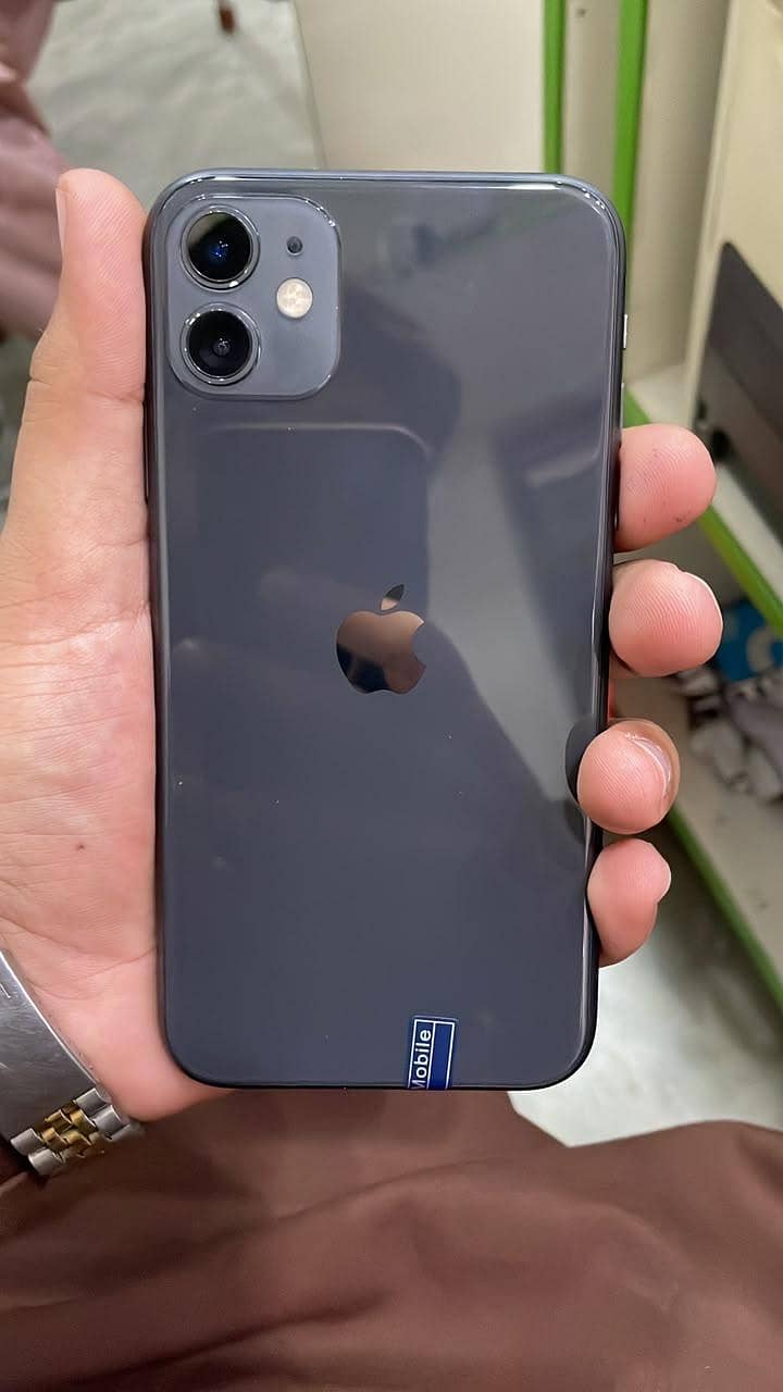 Apple iPhone 11 0