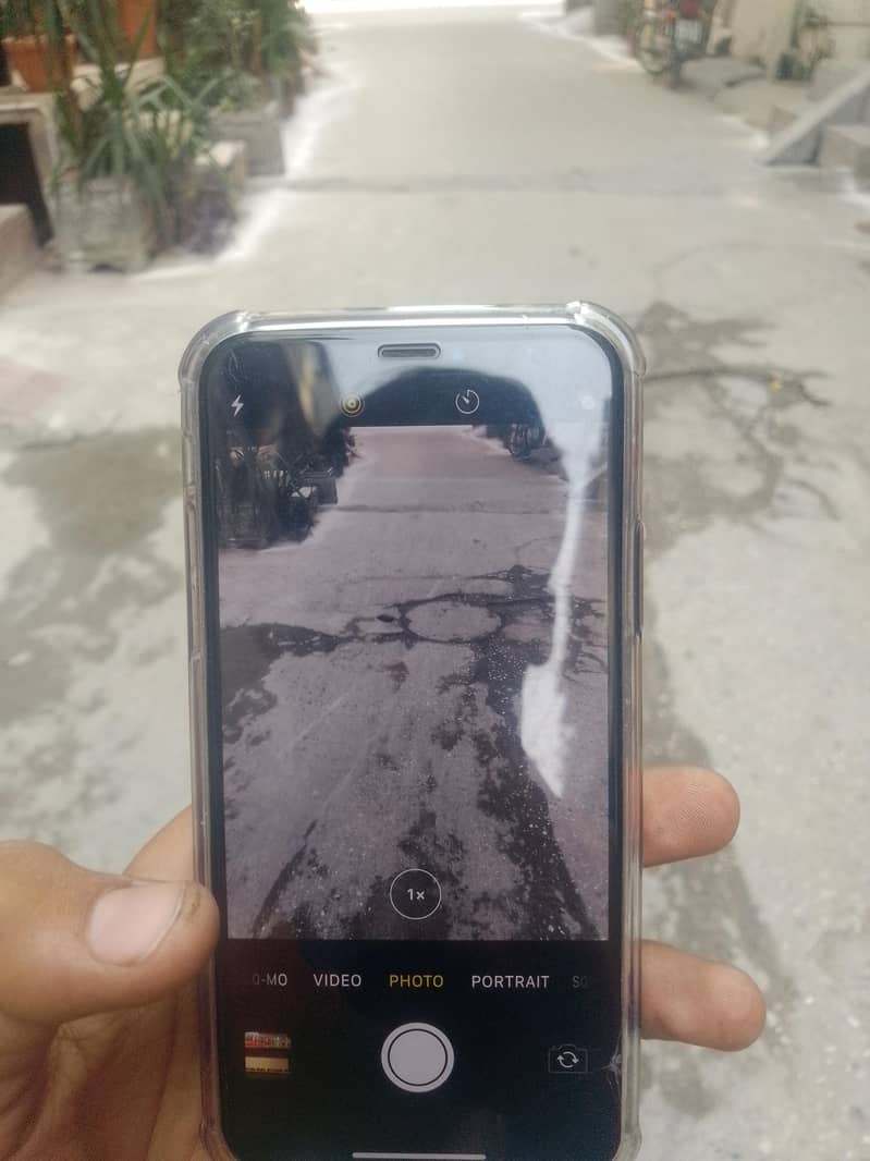 Apple iPhone X 1