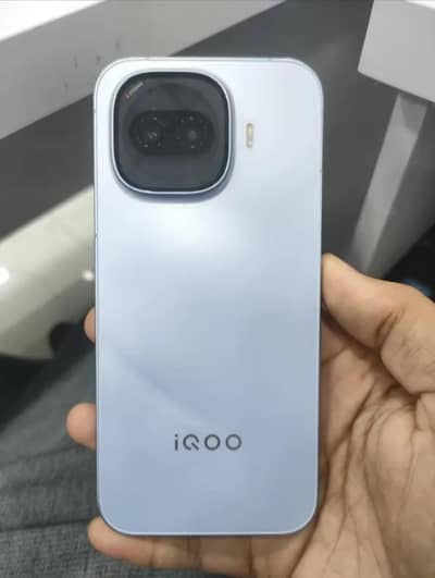 Vivo iQOO Z11 TURBO Q2