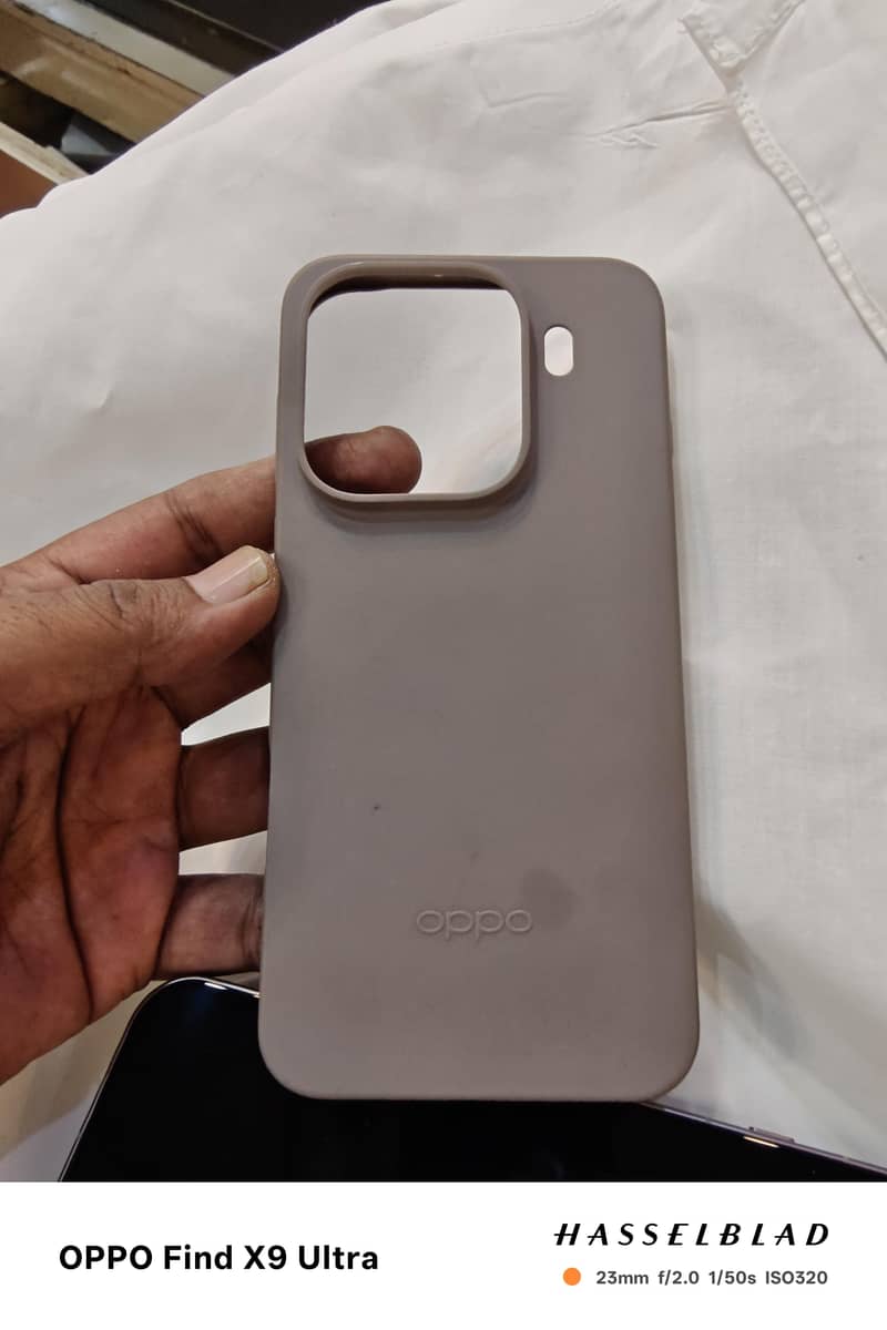 OPPO Find X9 Pro 4