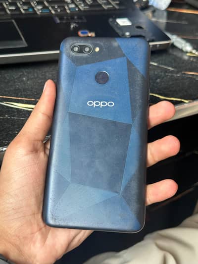 OPPO A12