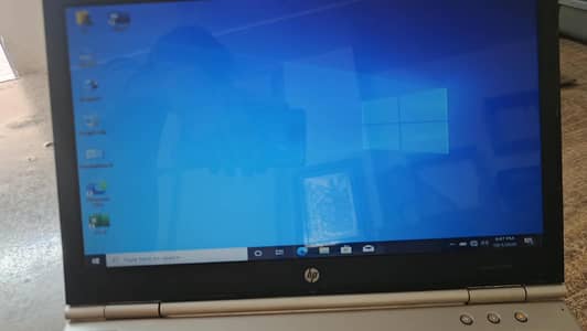 Hp laptop and dell laptop