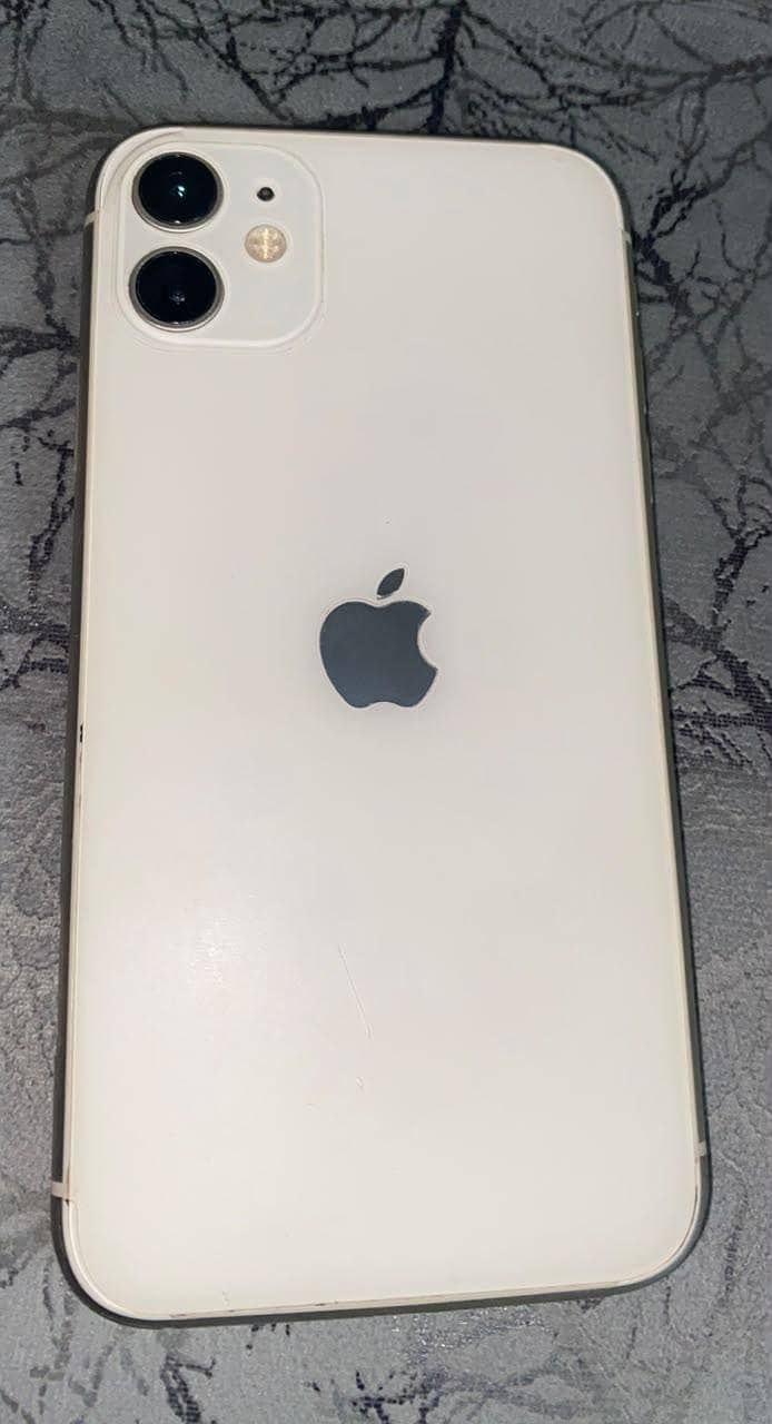 Apple iPhone 11 0