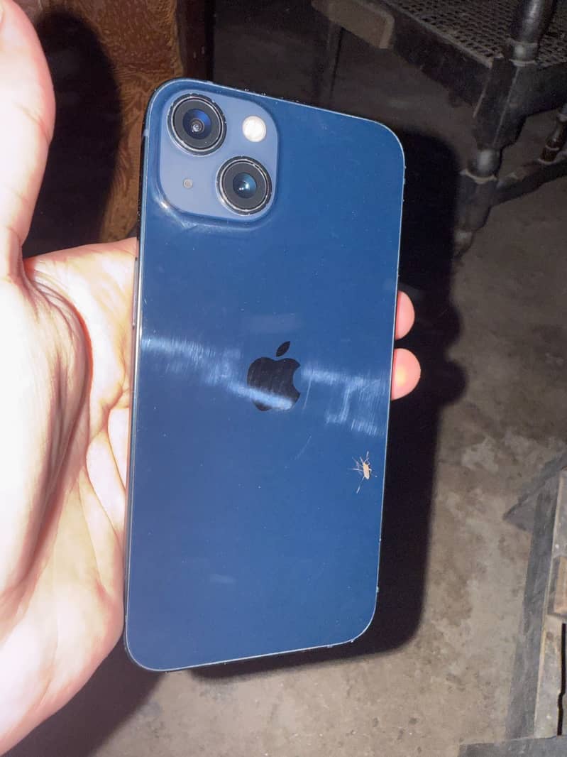 Apple iPhone 13 0