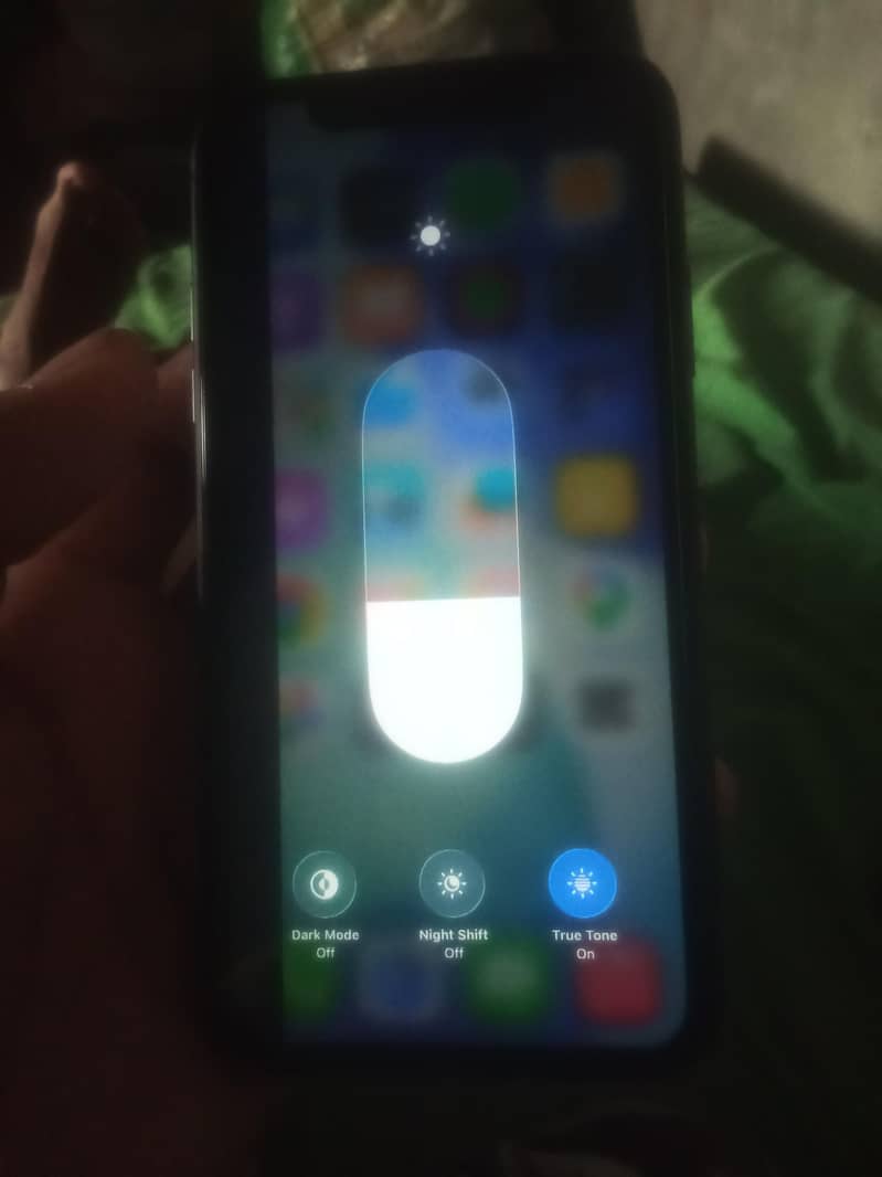Apple iPhone 11 3
