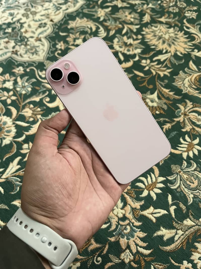 IPhone 15 2