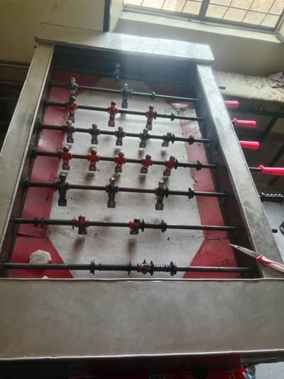 foosball table 10/9 condition
