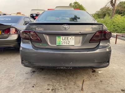 Toyota Corolla GLI 2011