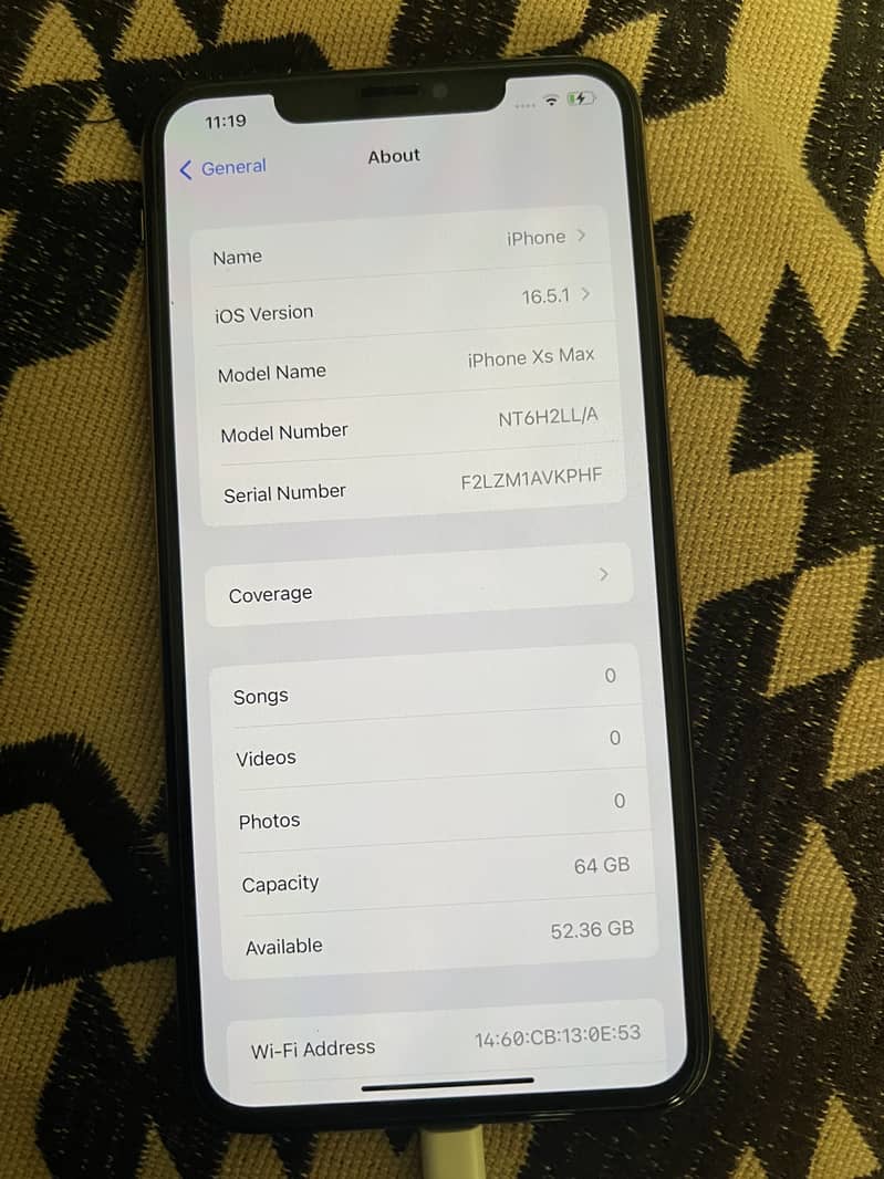 Apple iPhone XS Max 1