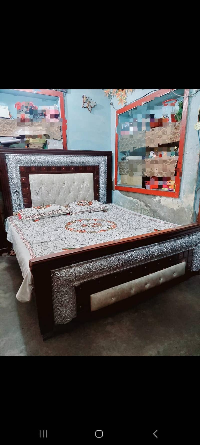 Bed Set And Dressing 0