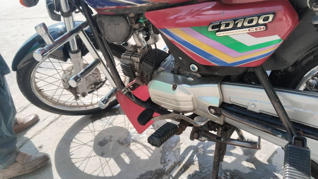 Honda cd100 2010model condition 9/10 4