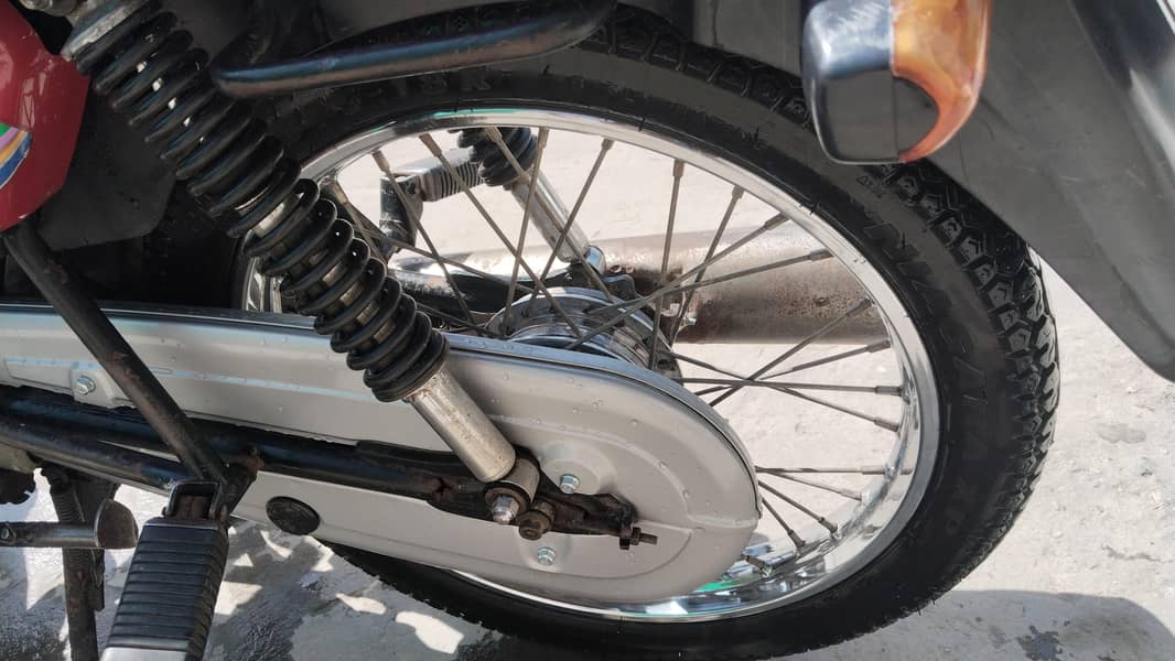 Honda cd100 2010model condition 9/10 7
