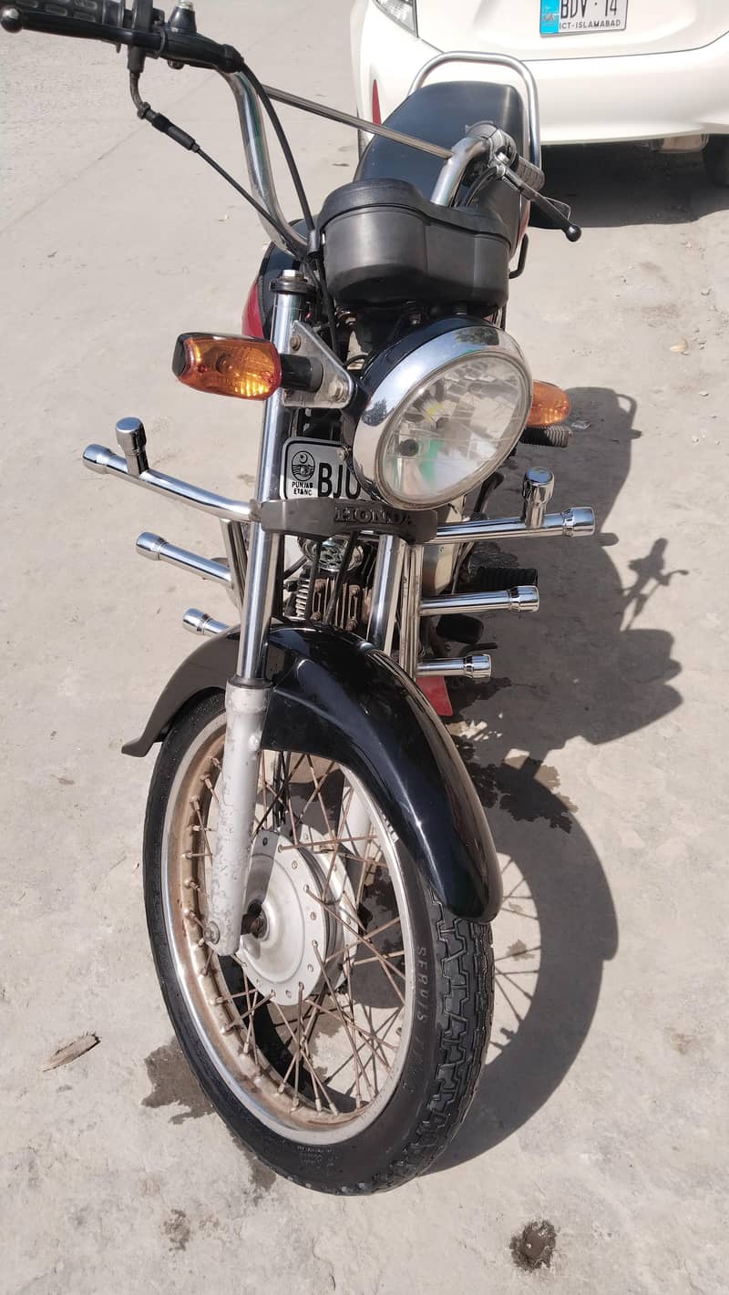 Honda cd100 2010model condition 9/10 13