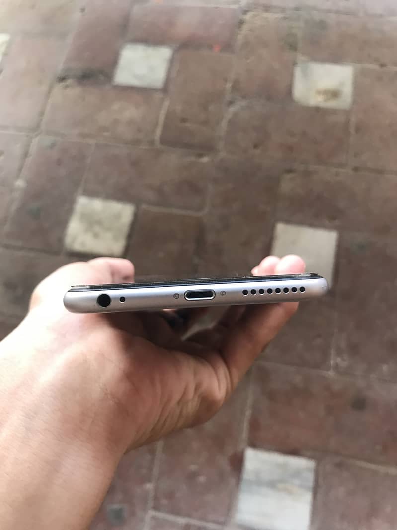 Apple iPhone 6S Plus 6