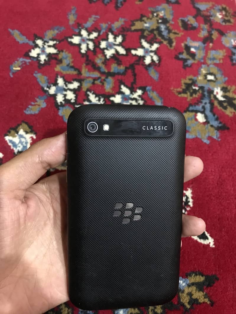 BlackBerry Classic 3