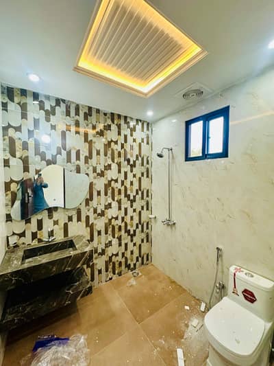 10 MARLA BRAND NEW PORTION AVAILABLE FOR RENT IN PUNJAB SOCIETY COLLEGE ROAD LAHORE
