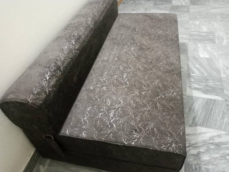 sofa cumbed 0