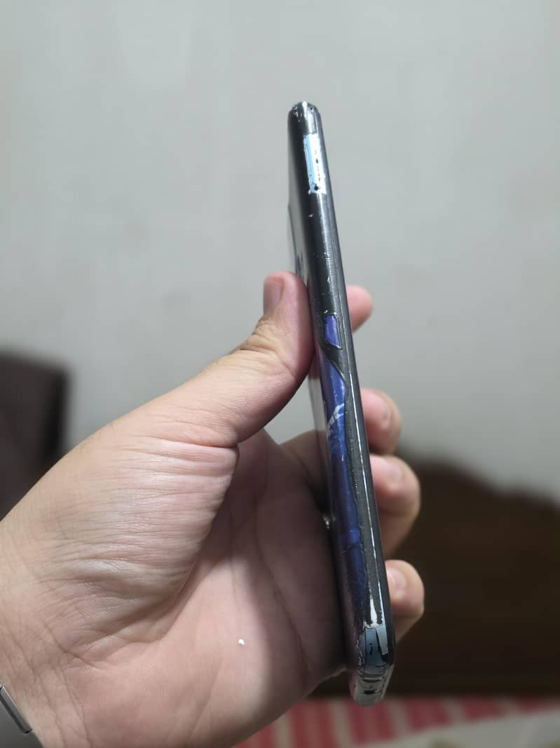 Realme C21 2