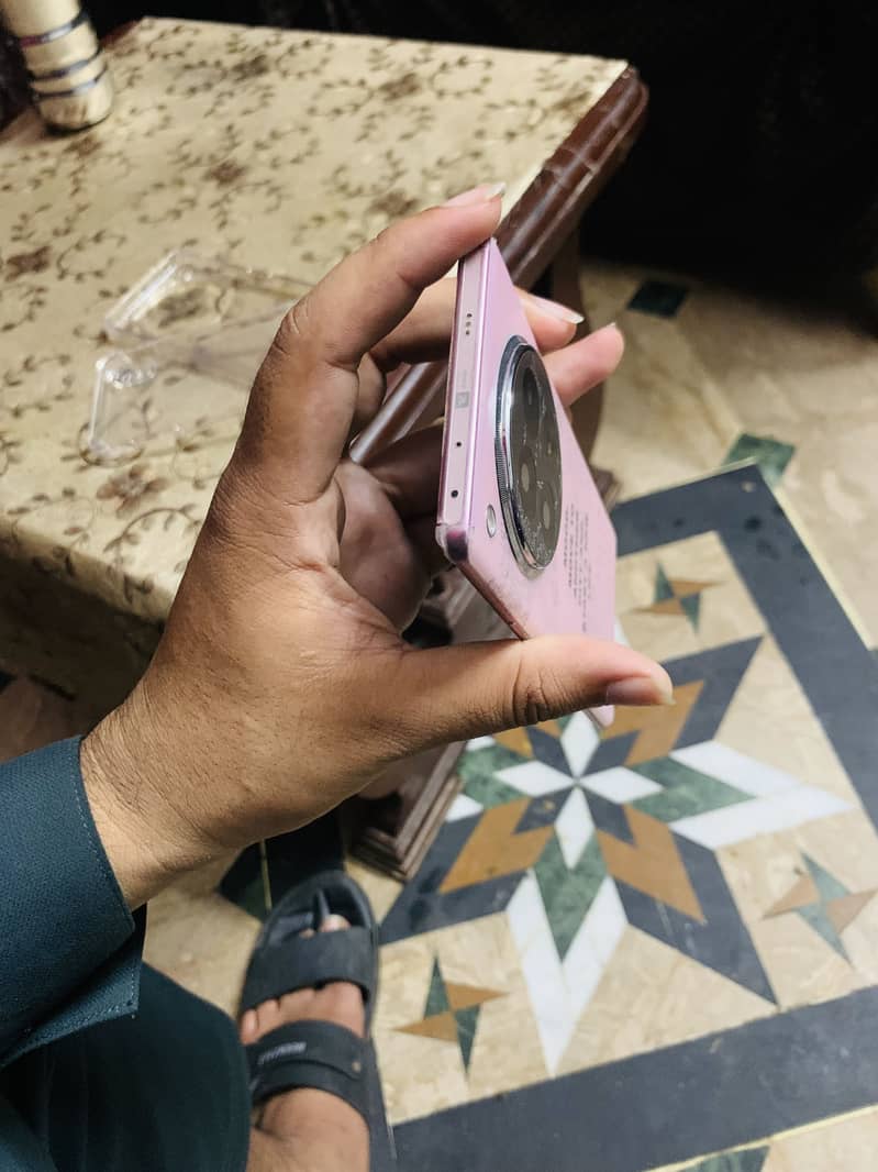 Infinix Zero 40 4