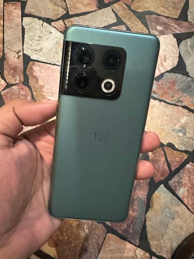 One Plus 10 Pro