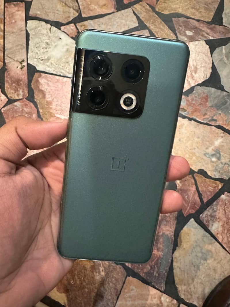One Plus 10 Pro 0