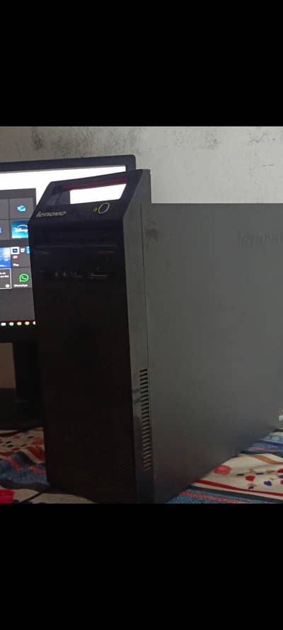 Lenovo ThinkCentre Desktop PC & Monitor Setup