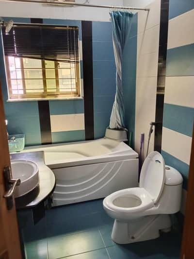 1 KANAL BRAND NEW HOUSE FOR SALE