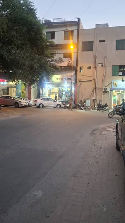 5 Floors Plaza Rs. 2.75 Lac Monthly Rental Income Excellent Commercial Location DHA LAHORE PHASE 1, BLOCK G