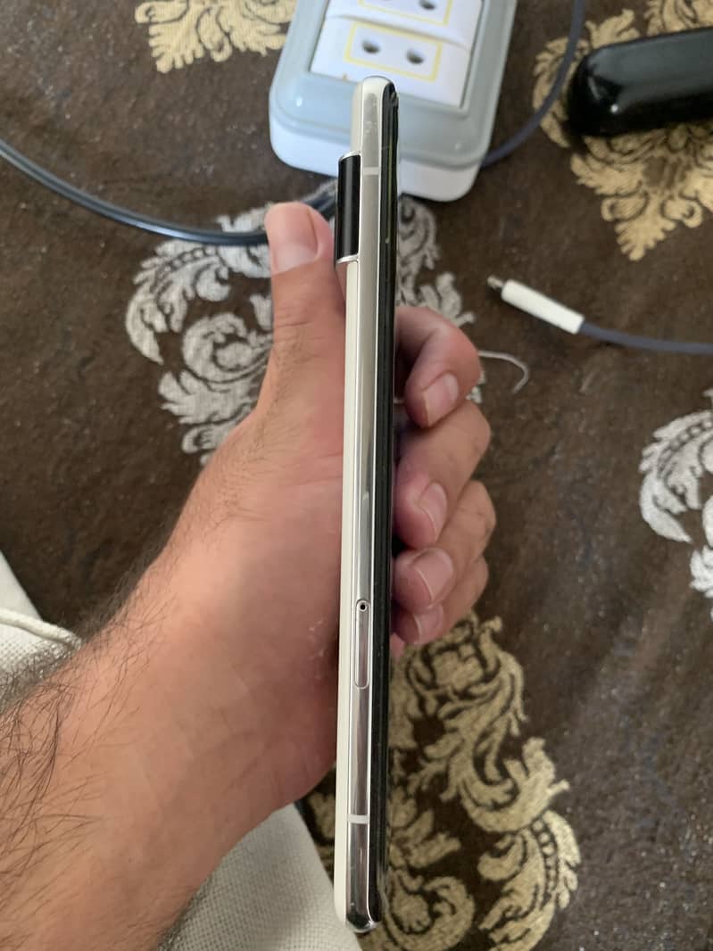 Google Pixel 6 Pro 2