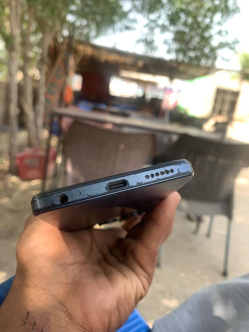 Tecno Spark 20C 2