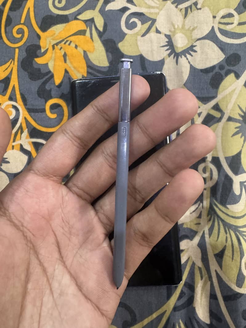 Samsung Mobile Note 9 6