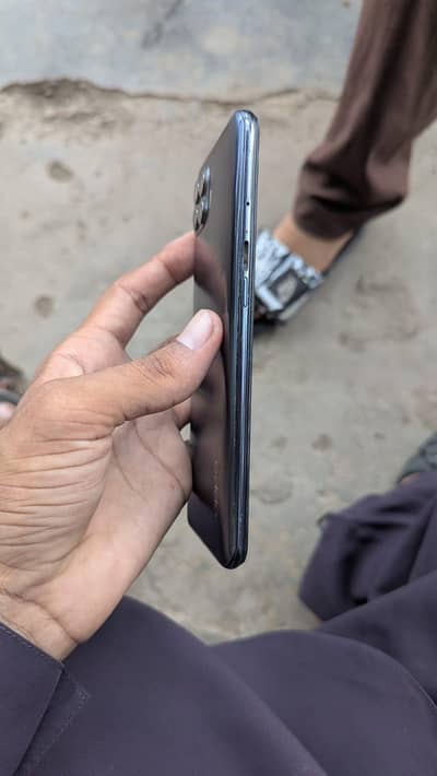 OPPO F17 Pro