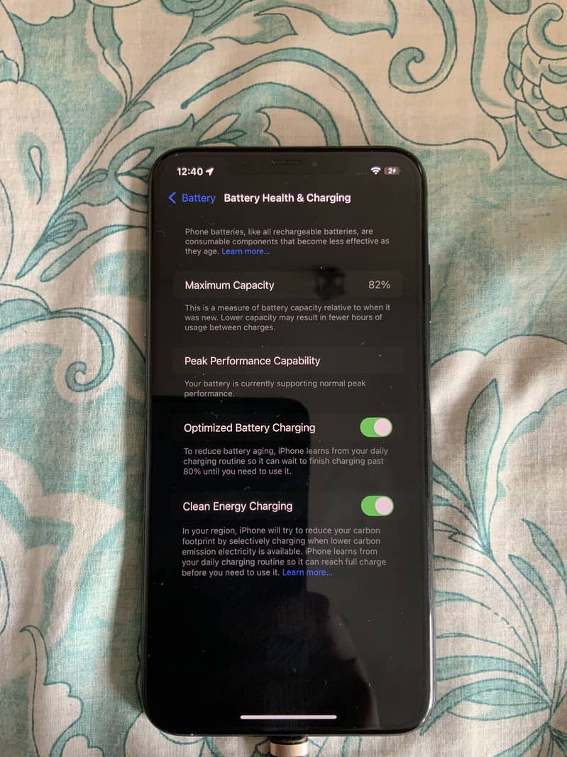 Apple iPhone Xs max 0